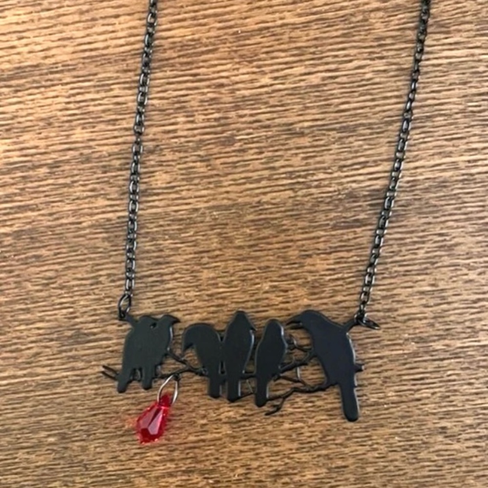 “Raven” Edgar Poe Perched Crows Birds Blood Droplet Macabre Gothic Grim Necklace - Picture 15 of 16